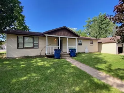100 Washington Ave, Rosholt, WI 54473
