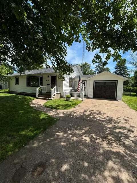611 17th Ave S, Wisconsin Rapids, WI 54495