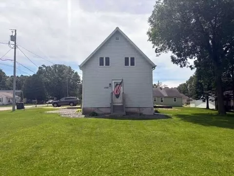 1122 E Doege St, Marshfield, WI 54449