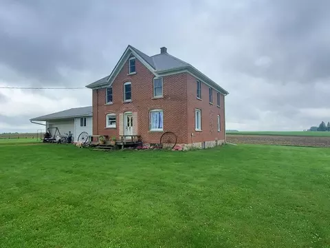 10663 Mayflower Rd, Milladore, WI 54454