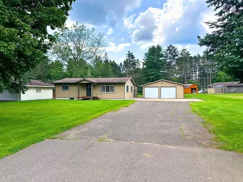 1481 N 9th St, Park Falls, WI 54552