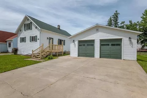 108 E Pine St, Spencer, WI 54479