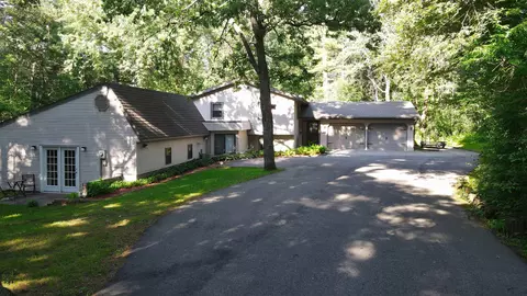 4810 Rosemary Cir, Wisconsin Rapids, WI 54494