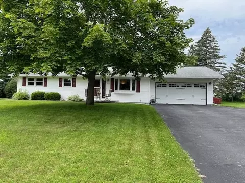 224 Sunset Dr, Antigo, WI 54409
