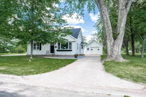 350 Madison Ave, Port Edwards, WI 54469