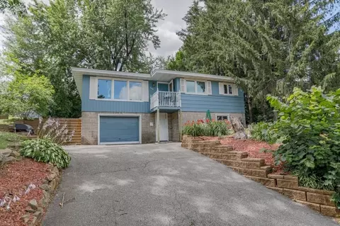 208 N 11th Ave, Wausau, WI 54401