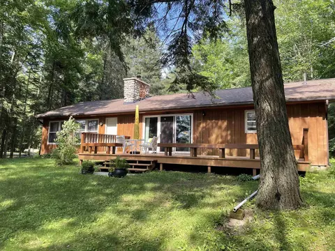 2383 Maple Rd, Wabeno, WI 54566