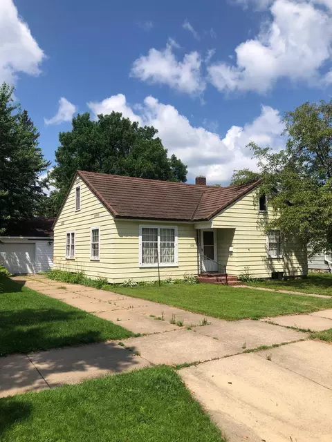 1216 10th Ave S, Wausau, WI 54401