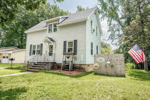 251 Buehler Ave, Nekoosa, WI 54457