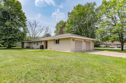 1729 Laguna Ave, Weston, WI 54476