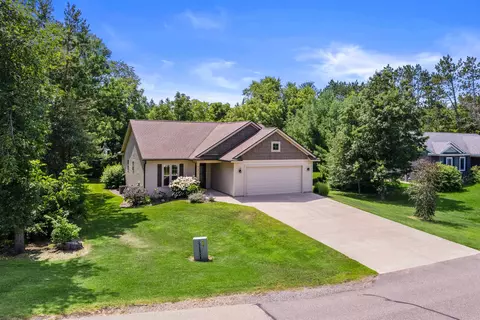 551 Mckinley St, Amherst, WI 54406