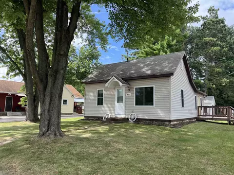8216 Jackson St, Pittsville, WI 54466