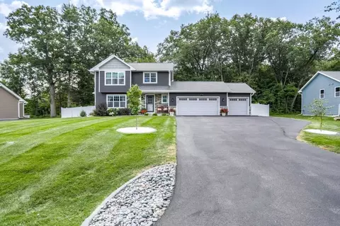 2555 Sunny Meadow Dr, Kronenwetter, WI 54455