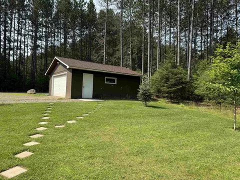 Exterior - 10386 Forest Rd, Tomahawk, WI 54487 photo 9 of 12