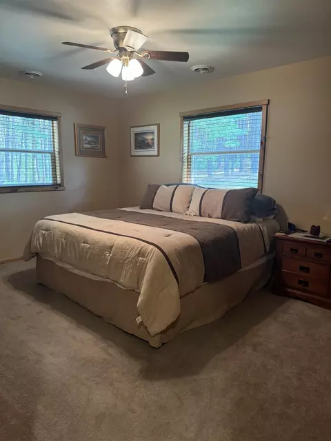 Bedroom - 10386 Forest Rd, Tomahawk, WI 54487 photo 1 of 4