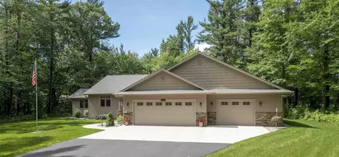 160 Black Forest Cir, Plover, WI 54467