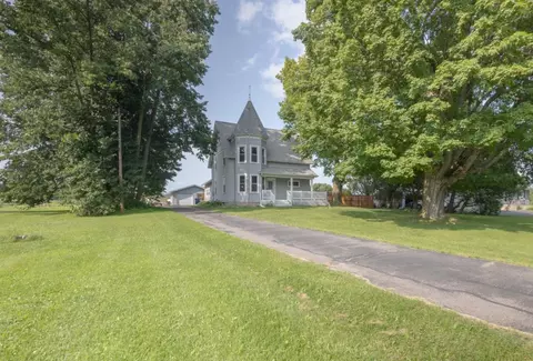 174 County Rd N, Birnamwood, WI 54414
