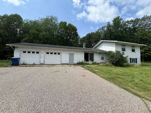 208006 County Road J, Hatley, WI 54440