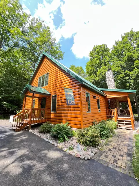 n11656 West Shore Drive, Elcho, WI 54428