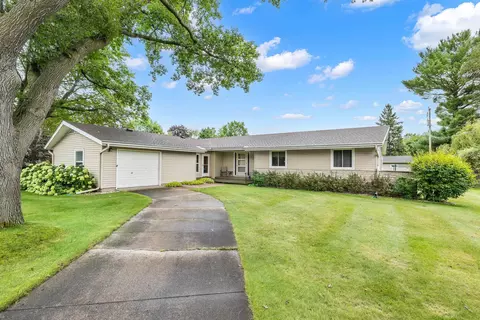 2609 Heffron St, Stevens Point, WI 54481