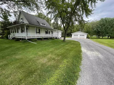 206 S Powell St, Stetsonville, WI 54480