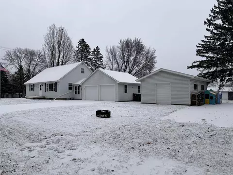1111 N Fig Ave, Marshfield, WI 54449