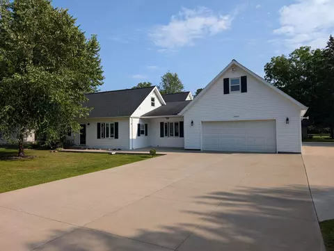152285 Ivy Ln, Wausau, WI 54401
