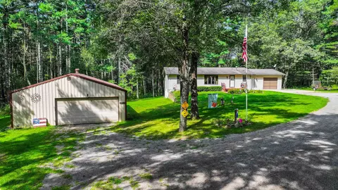 715 E 17th Ln, Arkdale, WI 54613