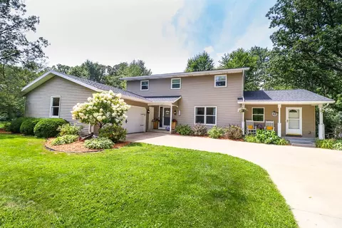 428 Meadow Ln, Marshfield, WI 54449