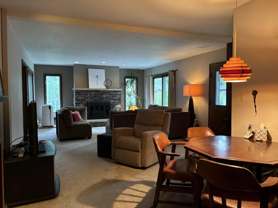 Living - 1011 10th St, Mosinee, WI 54455 photo 5 of 6