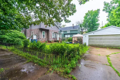 1118 N 5th St, Wausau, WI 54403