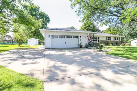 2408 Lawraine St, Marshfield, WI 54449