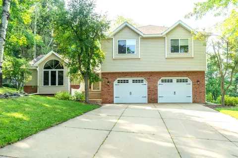 1611 Maple Hill Rd, Wausau, WI 54403