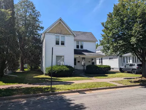 1812 N 3rd St, Wausau, WI 54403