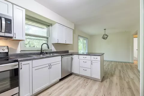Kitchen - 908 River St, Schofield, WI 54476 photo 4 of 4