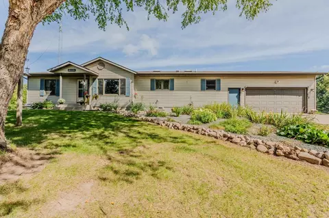 201201 Pulaski Rd, Rosholt, WI 54473