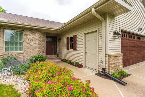 4909 River Bend Rd, Weston, WI 54476 photo 2
