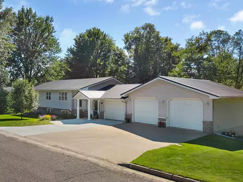 409 N Reese St, Greenwood, WI 54437