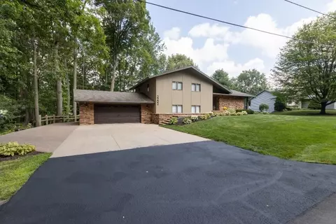 2202 Ryanwood Ave, Schofield, WI 54476