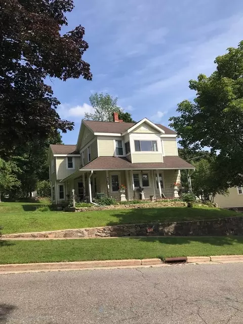 409 N 10th St, Wausau, WI 54403