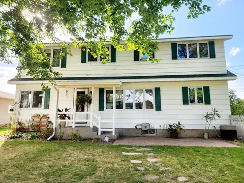 2001 S Cedar Ave, Marshfield, WI 54449 photo 5