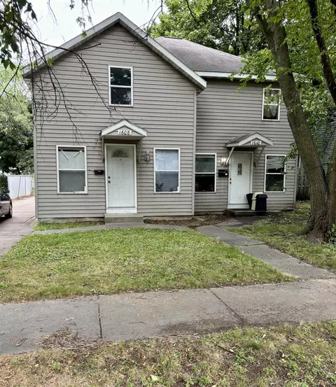 1608 College Ave, Stevens Point, WI 54481