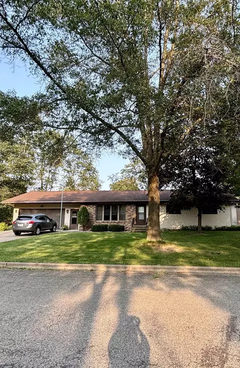 804 19th St, Mosinee, WI 54455