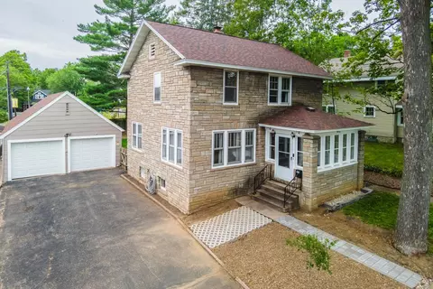 406 S 7th Ave, Wausau, WI 54401