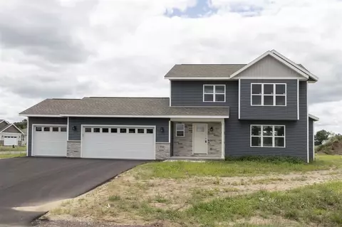 755 Green Pastures Trl, Plover, WI 54467