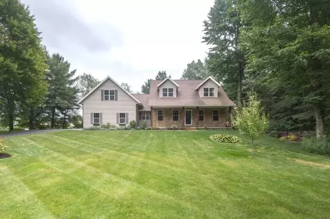 1998 Woodgate Ln, Kronenwetter, WI 54455
