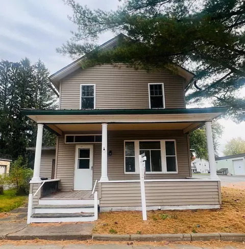110 N Main St, Greenwood, WI 54437