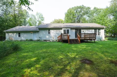 Exterior - 176471 State Highway 52, Aniwa, WI 54408 photo 3 of 9