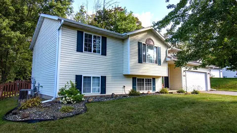 6704 Conner Davis Dr, Wausau, WI 54401