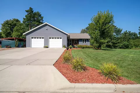 4399 Mohawk St, Wisconsin Rapids, WI 54495